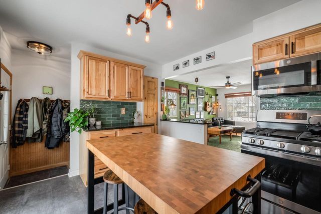 732 Chicory ROAD, Burlington, WI 53105