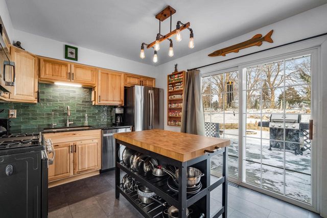 732 Chicory ROAD, Burlington, WI 53105