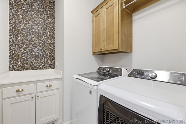 825 N 89th Street, Broken Arrow, OK 74014