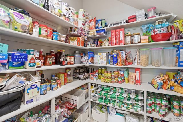 825 N 89th Street, Broken Arrow, OK 74014