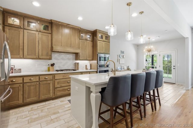 825 N 89th Street, Broken Arrow, OK 74014