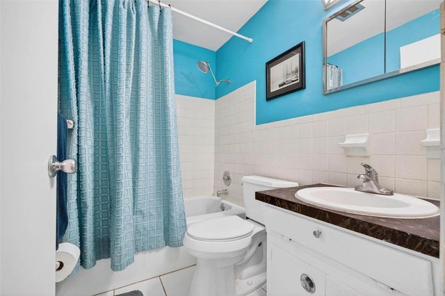 2021 AUSTRALIA WAY W 39, Clearwater, FL 33763