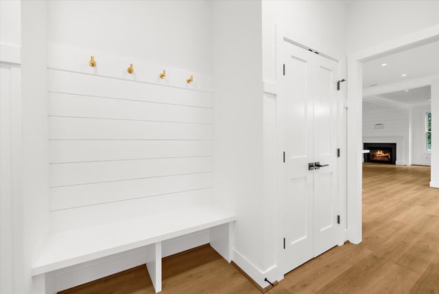 12606 NEWGATE RD, Rockville, MD 20850