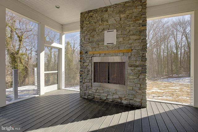12606 NEWGATE RD, Rockville, MD 20850