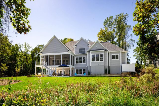 12606 NEWGATE RD, Rockville, MD 20850