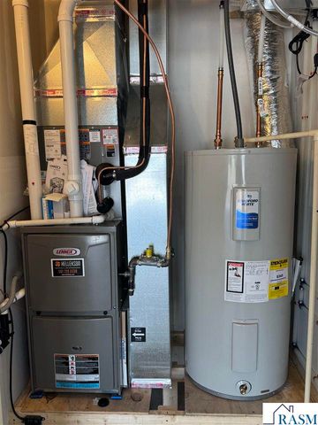 1905 Bluestem Drive, Mankato, MN 56001