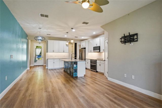 1008 MANGO COURT, Oldsmar, FL 34677