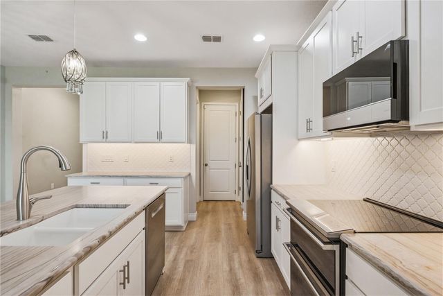 1008 MANGO COURT, Oldsmar, FL 34677