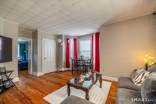 25 Westfield Avenue, Bridgeport, CT 06606