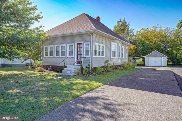 37 CARROLL AVE, Williamstown, NJ 08094