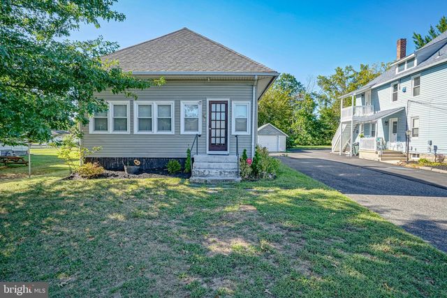 37 CARROLL AVE, Williamstown, NJ 08094