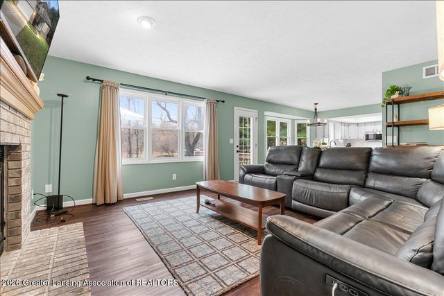 5554 Earliglow Lane, Haslett, MI 48840