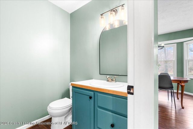 5554 Earliglow Lane, Haslett, MI 48840