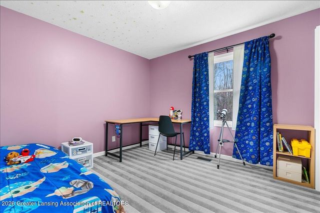 5554 Earliglow Lane, Haslett, MI 48840