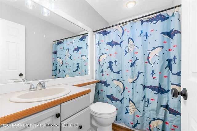 5554 Earliglow Lane, Haslett, MI 48840