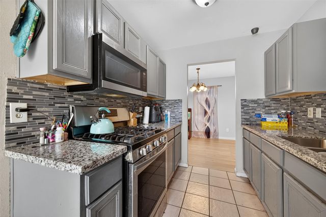 12811 Roandale Drive, Houston, TX 77048