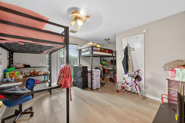 12811 Roandale Drive, Houston, TX 77048