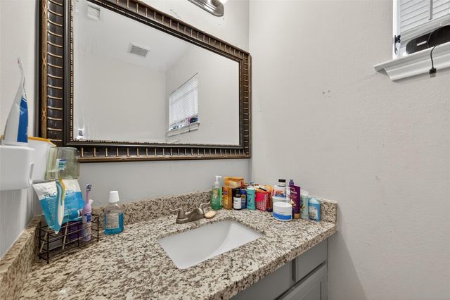 12811 Roandale Drive, Houston, TX 77048