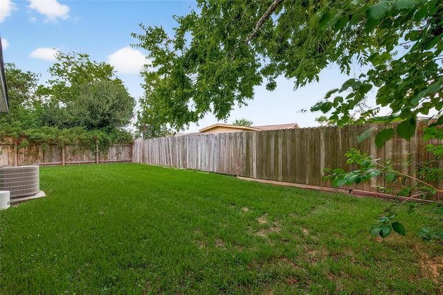 12811 Roandale Drive, Houston, TX 77048