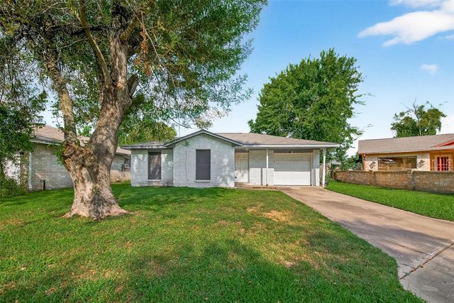 12811 Roandale Drive, Houston, TX 77048