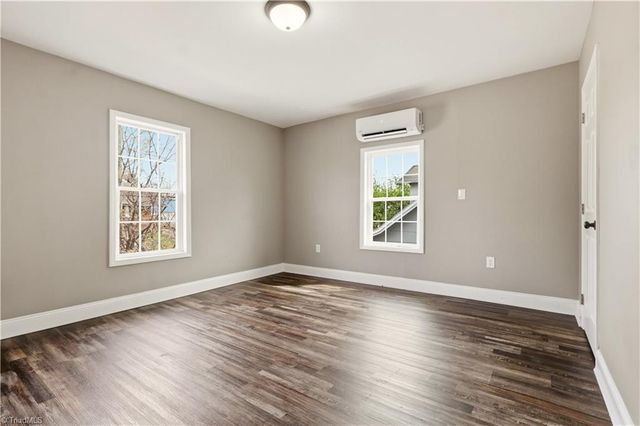 528 N Scales Street, Reidsville, NC 27320