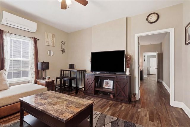 528 N Scales Street, Reidsville, NC 27320