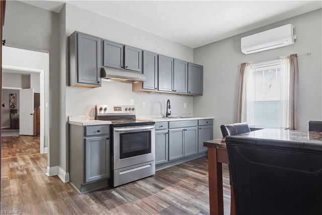 528 N Scales Street, Reidsville, NC 27320