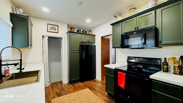 801 N Ball Street, Owosso, MI 48867