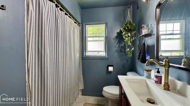 801 N Ball Street, Owosso, MI 48867