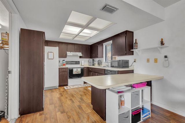 202 BRYAN STREET, Eustis, FL 32726