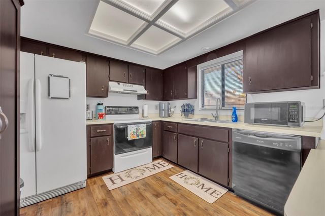 202 BRYAN STREET, Eustis, FL 32726