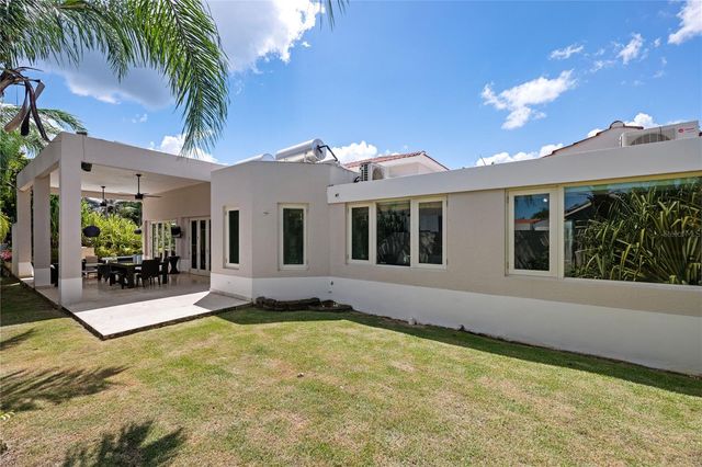 247 CAMINO DEL FLAMBOYAN STREET, Dorado, PR 00646