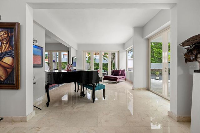 247 CAMINO DEL FLAMBOYAN STREET, Dorado, PR 00646