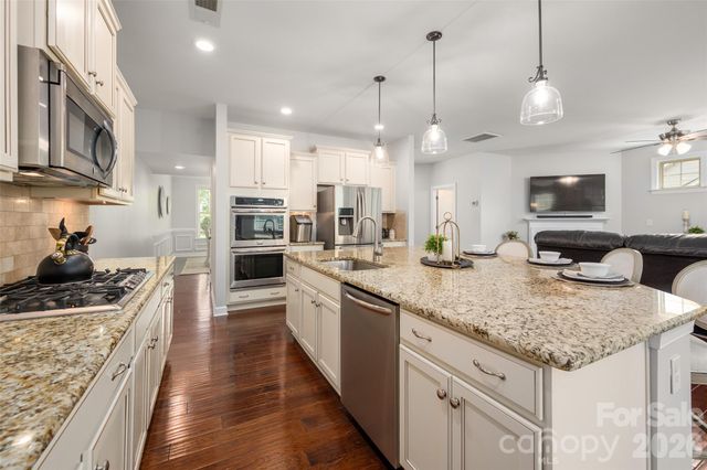 1809 Trading Path Lane, Waxhaw, NC 28173