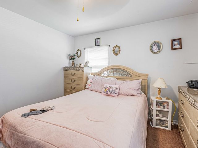 1045 Palace Street, Aurora, IL 60506