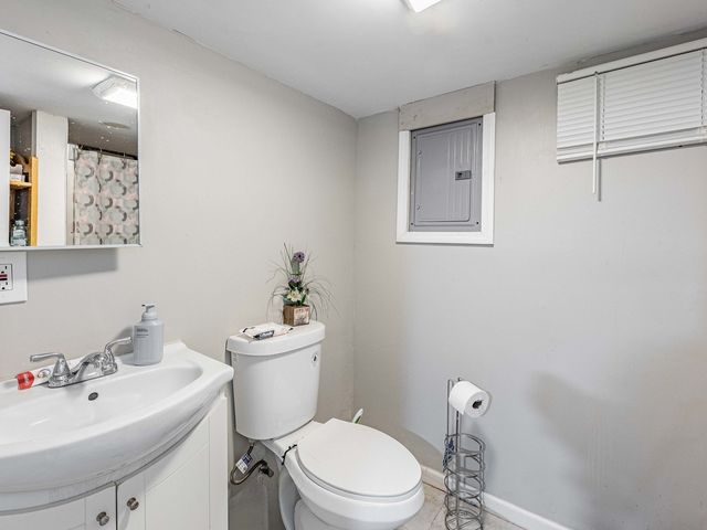 1045 Palace Street, Aurora, IL 60506