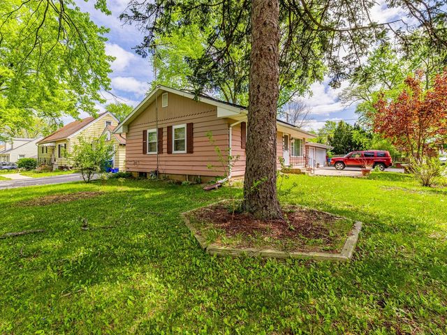 1045 Palace Street, Aurora, IL 60506