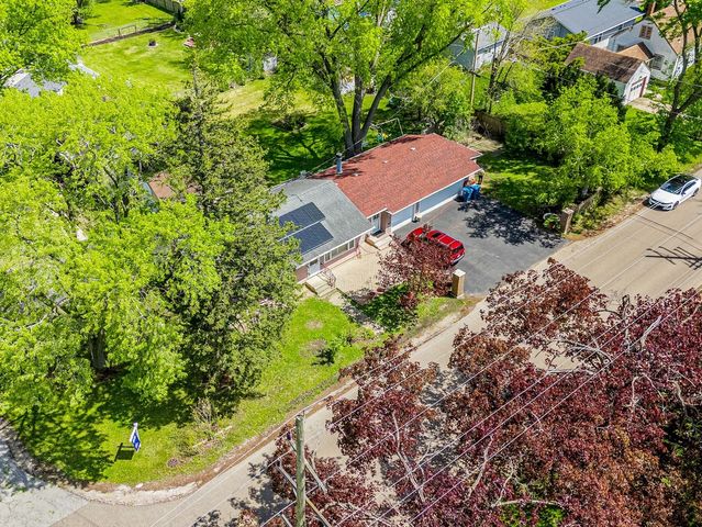 1045 Palace Street, Aurora, IL 60506