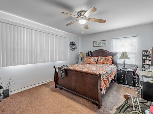 1045 Palace Street, Aurora, IL 60506