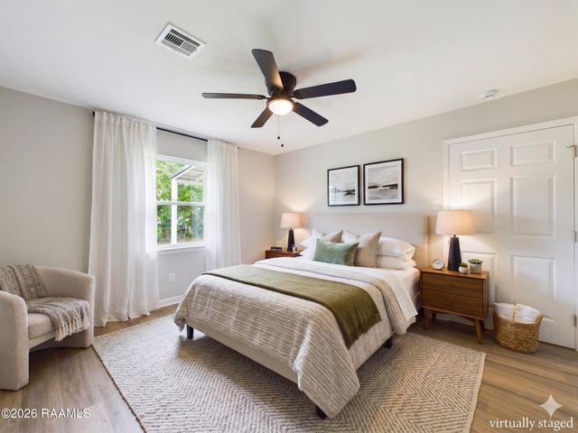 908 Saint Charles Street, Lafayette, LA 70501