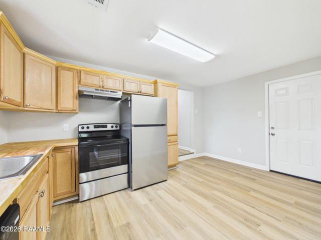 908 Saint Charles Street, Lafayette, LA 70501
