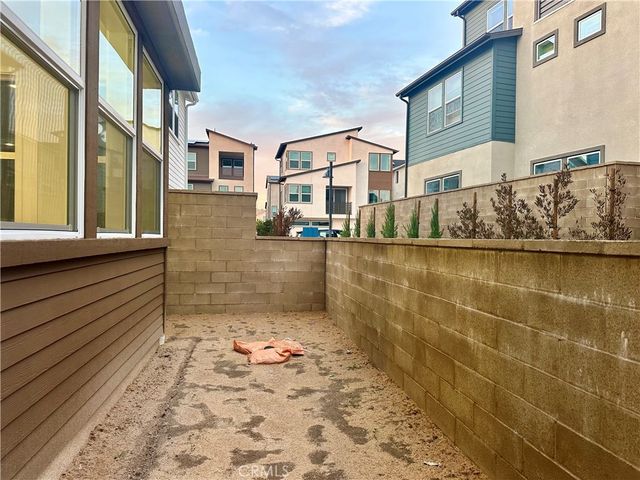 322 Proctor, Irvine, CA 92618