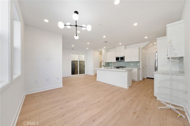 322 Proctor, Irvine, CA 92618