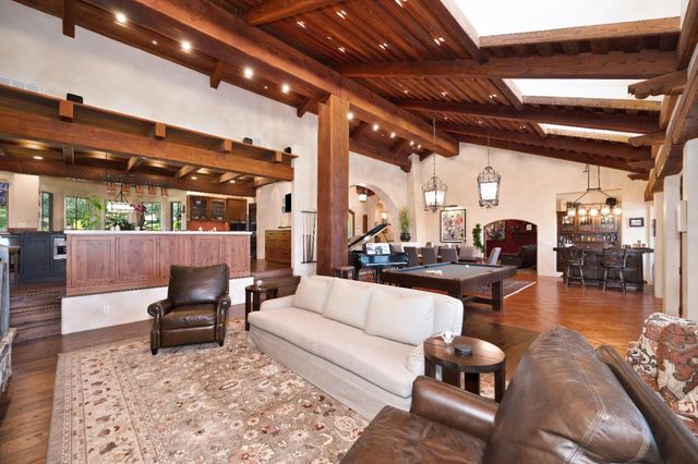 5905 Barton Rd, Loomis, CA 95650