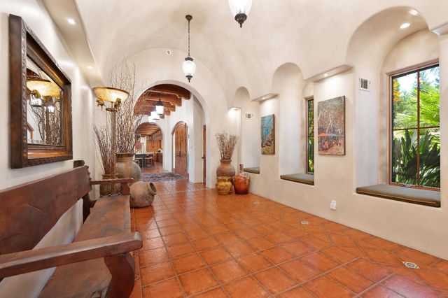 5905 Barton Rd, Loomis, CA 95650