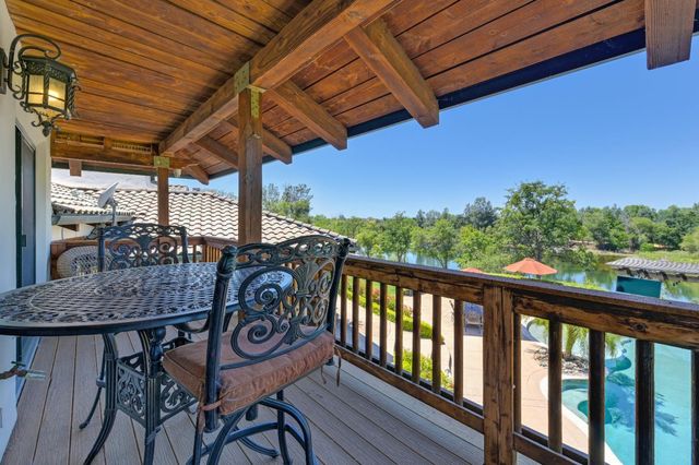 5905 Barton Rd, Loomis, CA 95650
