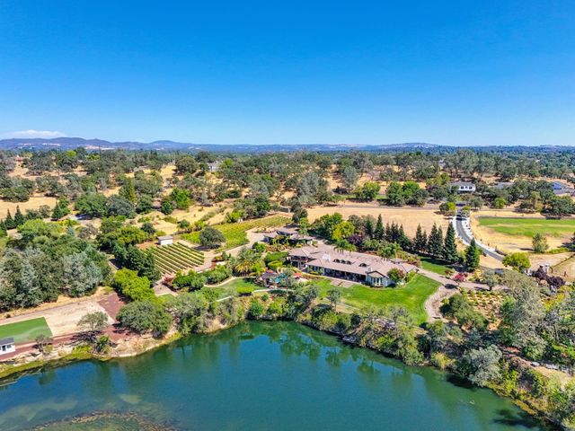 5905 Barton Rd, Loomis, CA 95650