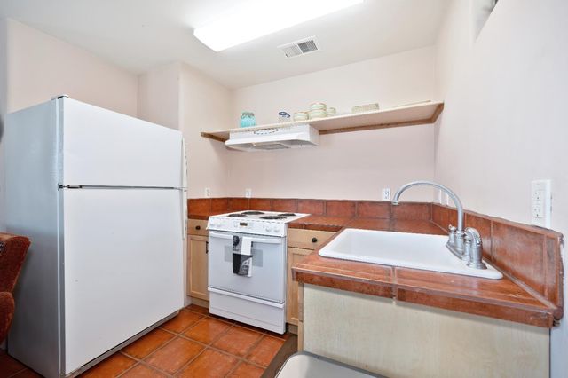 5905 Barton Rd, Loomis, CA 95650