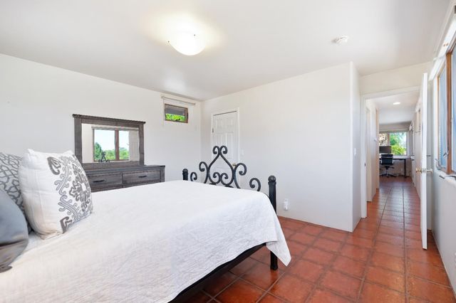 5905 Barton Rd, Loomis, CA 95650