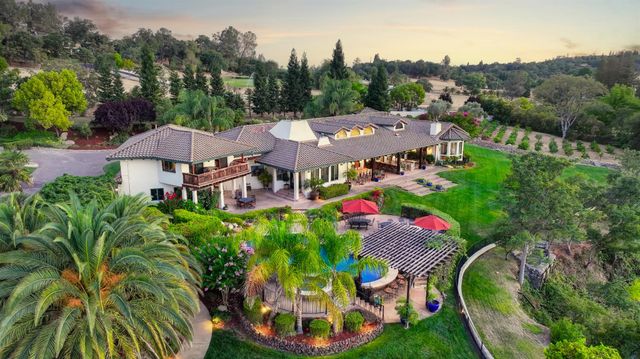 5905 Barton Rd, Loomis, CA 95650